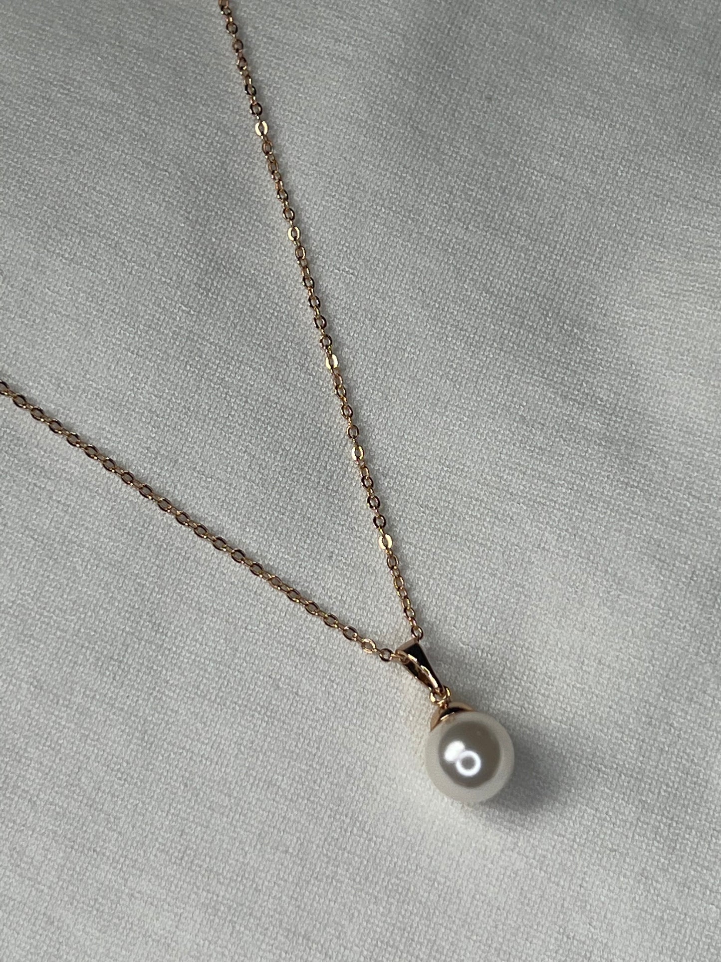 Chelsea Pearl Necklace