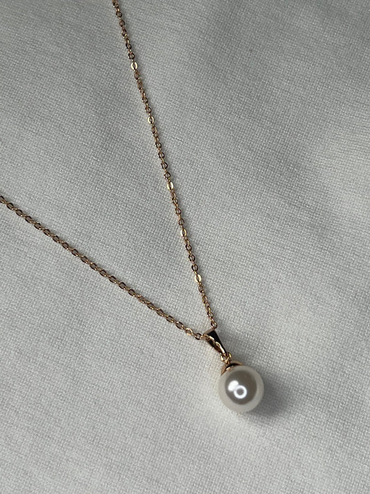 Chelsea Pearl Necklace